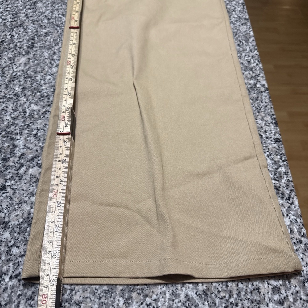 Lulus Wide Leg Khaki Dress Pants SIze Medium Pleated  Lightweight Regular Fit - Picture 3 of 10